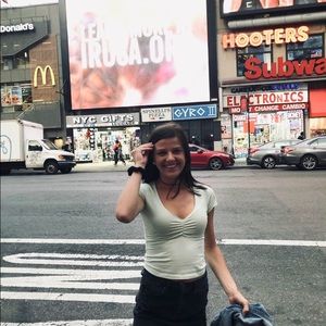 Meet your Posher, Ellie